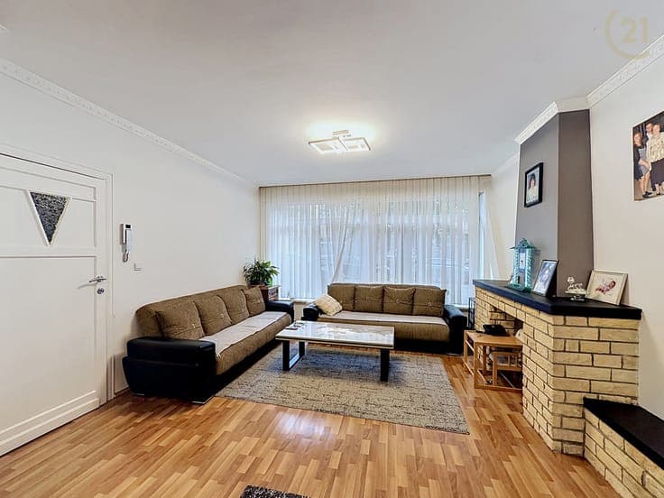 INVESTMENT PROPERTY RECOGNISED AS 3 RESIDENTIAL UNITS