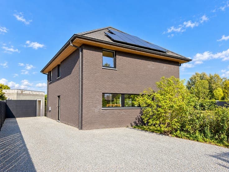 Te koop, heel energiezuinige gezinswoning met 4 slaapkame...