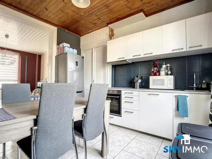 SUPER APPARTEMENT - TRES LUMINEUX - 2CH - ELEC CONFORME -
