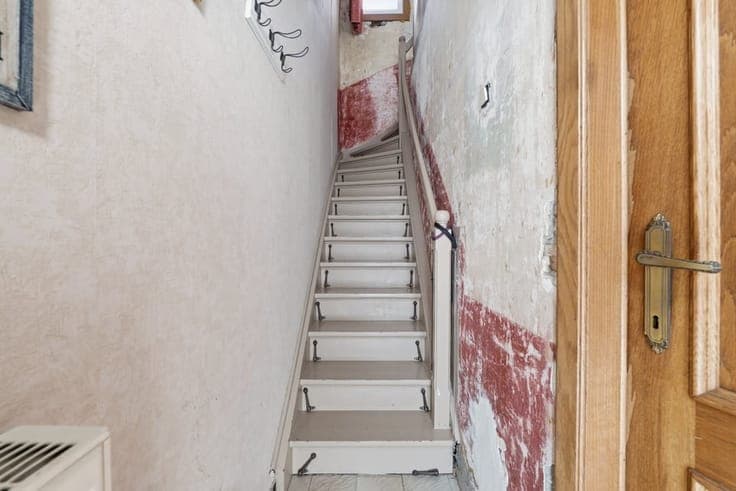 CHARMANTE OPEN BEBOUWING MET RENOVATIEPOTENTIEEL OP TOPLI...