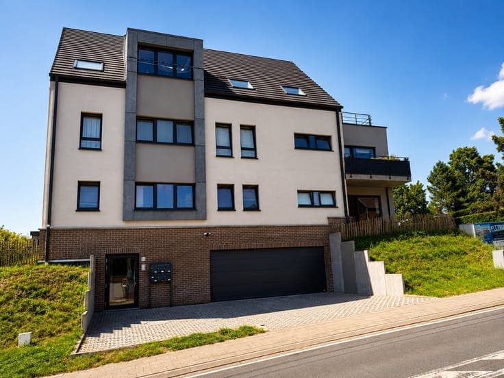 Apartment building