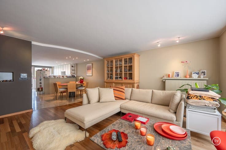 Ruime verzorgde bel-étage woning in het hartje van Oud-Kn...