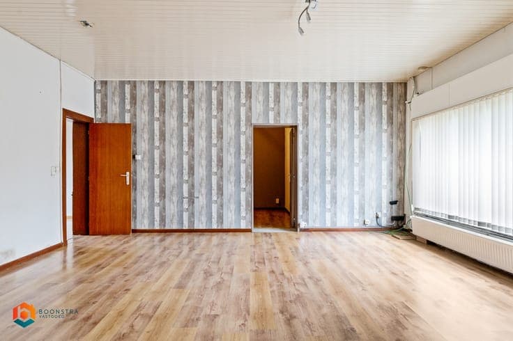 Op te frissen woning met 5 slpkrs