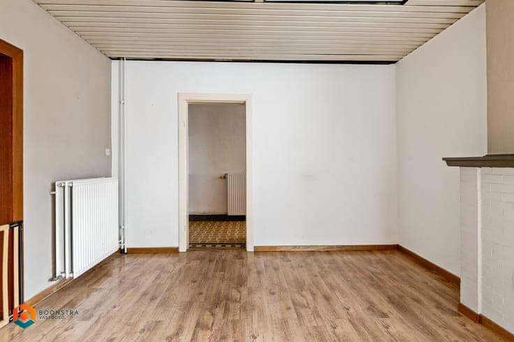 Op te frissen woning met 5 slpkrs