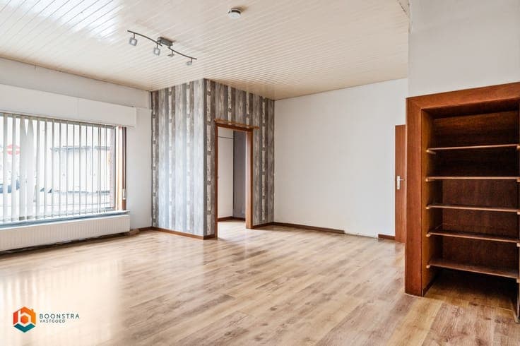 Op te frissen woning met 5 slpkrs