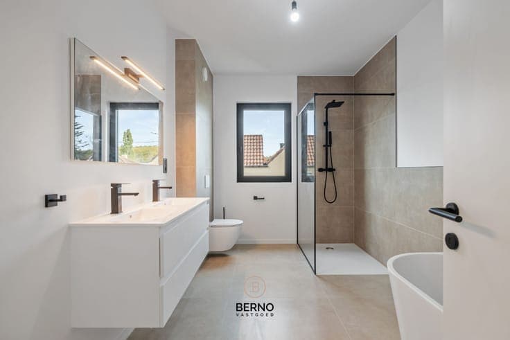 Nieuwbouwwoning met zuidwestgerichte tuin
