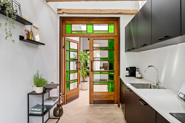 Art Deco house with garden & garage for sale in Sint-Niklaas
