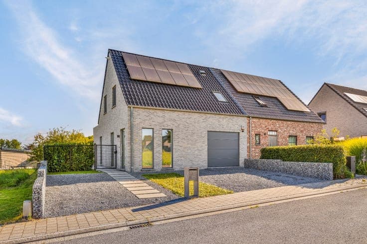 House in Ninove