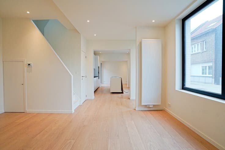 Volledig gerenoveerde woning in hartje Bornem ‒ instapkla...