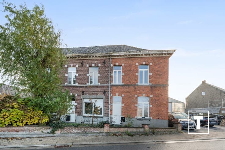 Woning op centrale ligging te Melle!