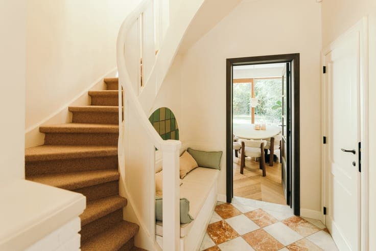 Modern design in a stately home on Cogels-Osylei