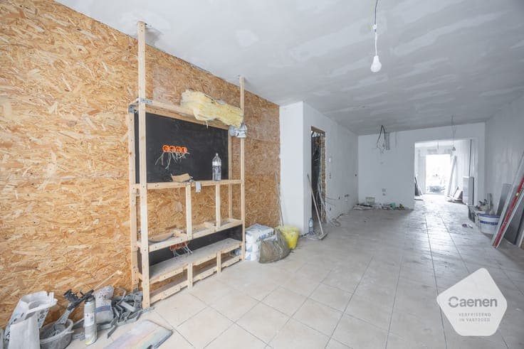 Ruime woning met 5 slaapkamers in Bredene