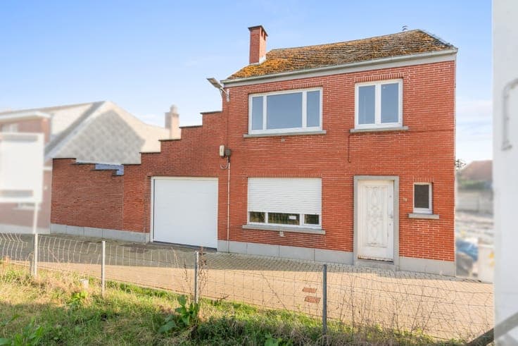 Property to renovate with potential for 2 homes