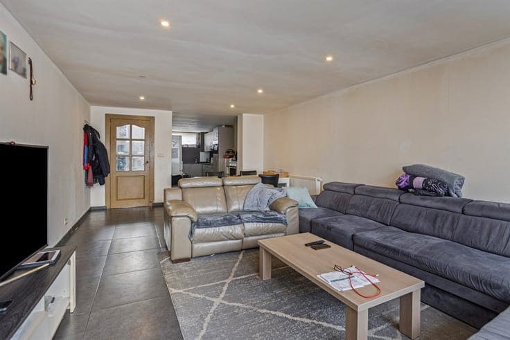 Move-in ready house (168m²) with 5 bedrooms and garden in De