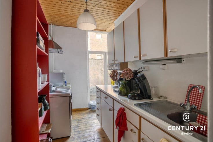 Commercial Property in Tienen – ±7% Yield & Future Potential