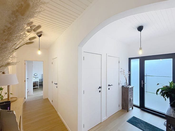 Magnifique villa plain dans une rue sans issue