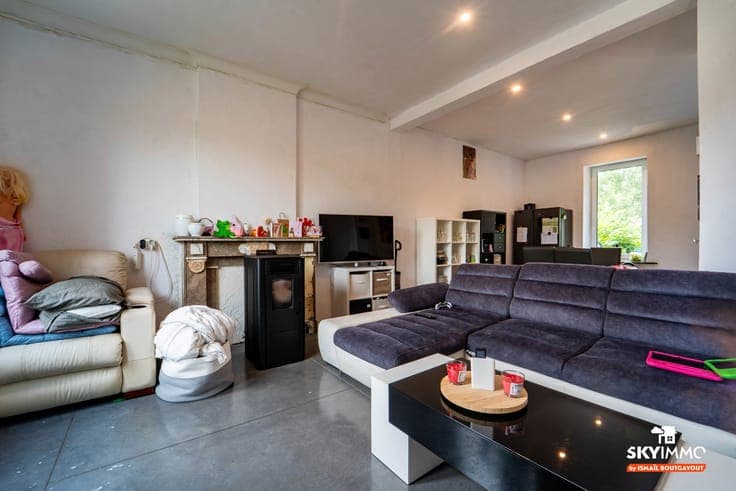 CHARMANTE MAISON - 4 CHAMBRES - GRAND JARDIN 1200M2 - GARAGE