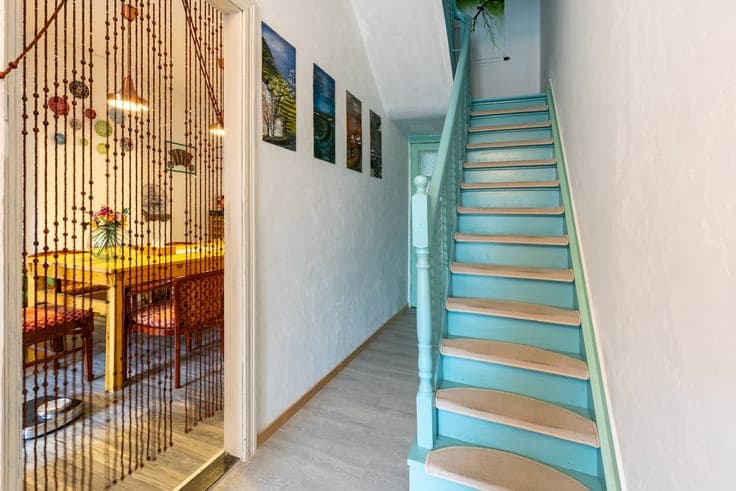 Woning met 4 slaapkamers en tuin op goede locatie
