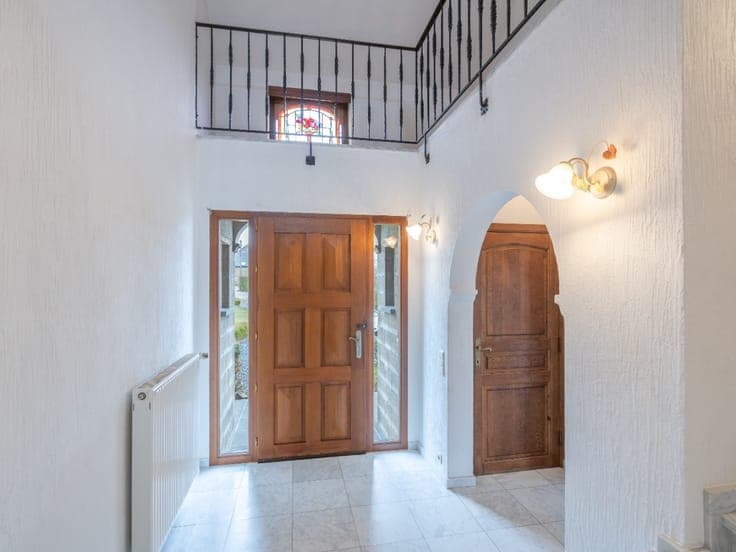 Arlon (Heinsch) – Character home with 4 bedrooms on 70 ares