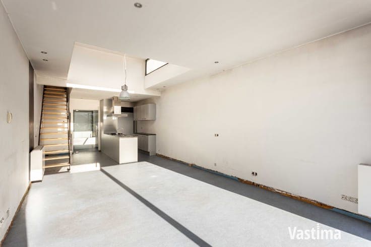 Recente stadswoning met tuin en 2 slaapkamers