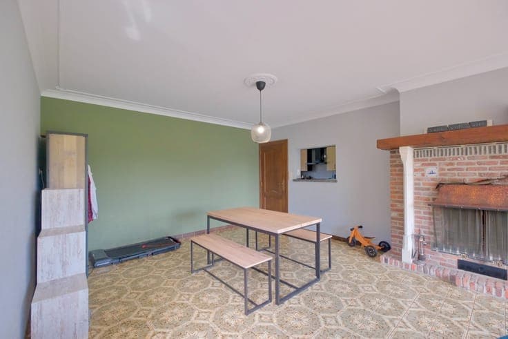 Rustig gelegen woning met 4 slpks en garage op perceel va...