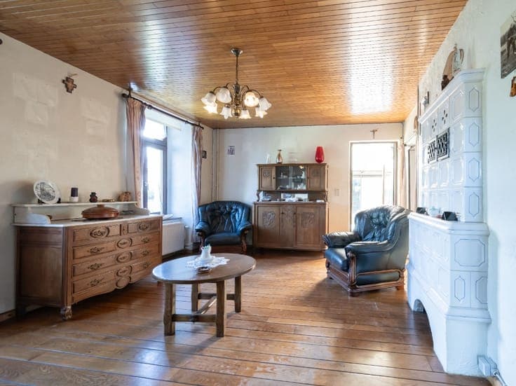 4-Bedroom House with Convertible Attics in Gouvy