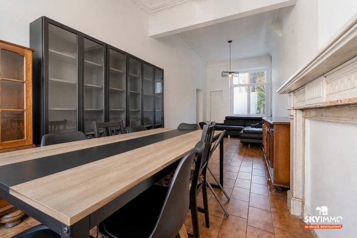 MAISON 4 CHAMBRES - TERRASSE - PEB E - CE CONFORME - SERAING