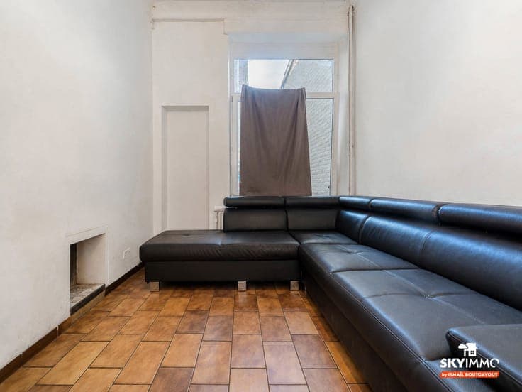 MAISON 4 CHAMBRES - TERRASSE - PEB E - CE CONFORME - SERAING