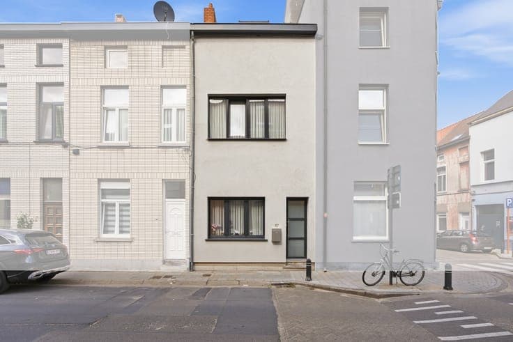 Instapklare stadswoning met 3 slaapkamers.