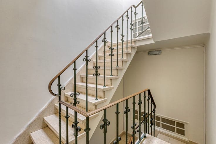 Charming townhouse with garage and city garden in Kortrijk