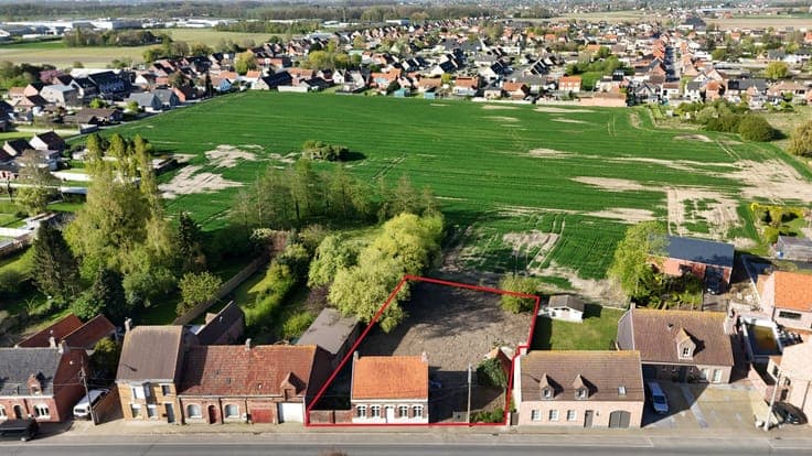 Renovatiewoning op ruim perceel