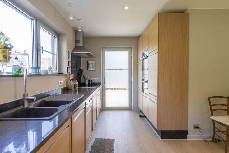 Ready to move in modern 5 bedroom home for sale in Helkijn