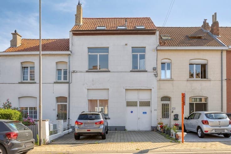 Veelzijdige woning (kangoeroewonen, wonen/werken, ...) met t