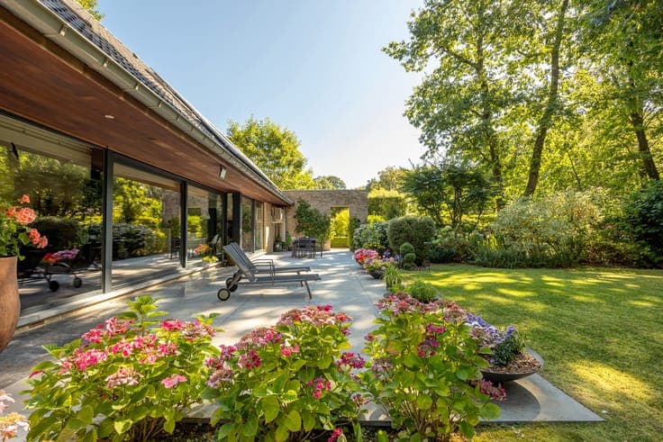 Light filled villa in the green Loveld area of Aalter