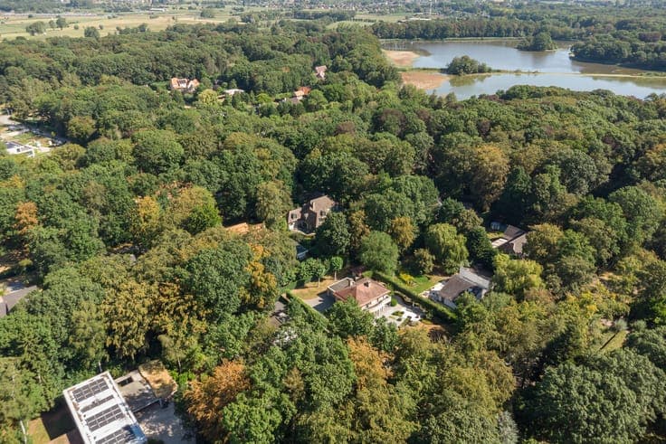 Light filled villa in the green Loveld area of Aalter