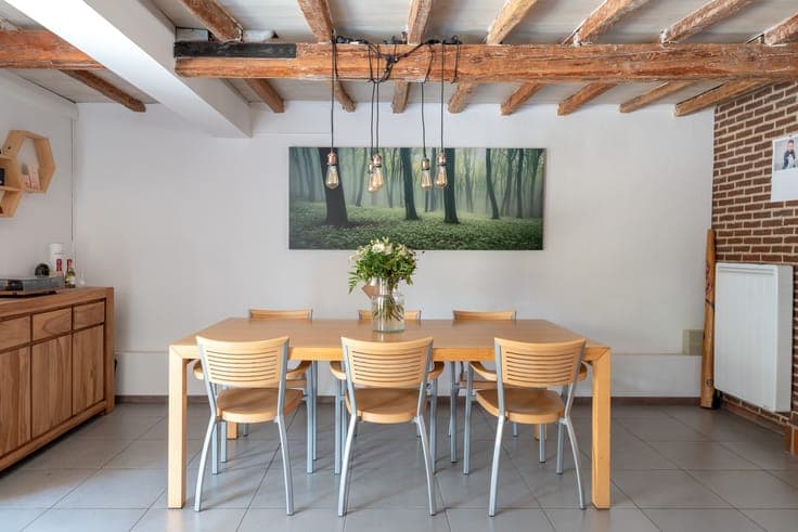 Op te frissen woning met veel potentieel!