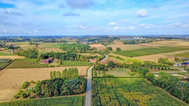 Semi-detached house with large garden in Bekkevoort