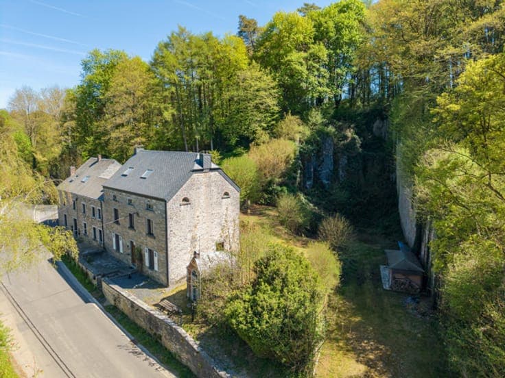 A charming home in the beautiful village of Crupet