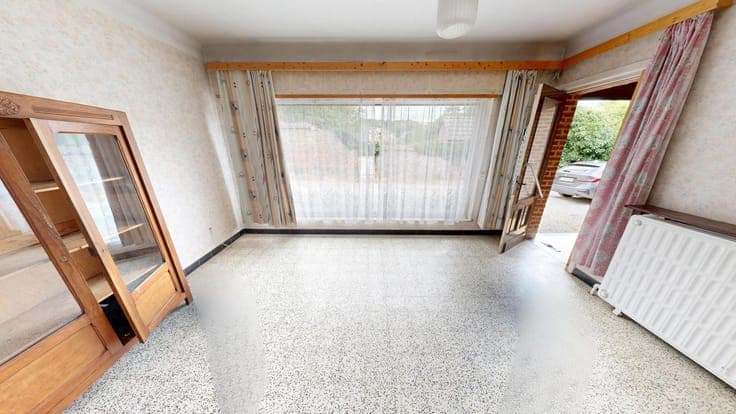 Charmante maison villageoise avec parking, garage et jardin