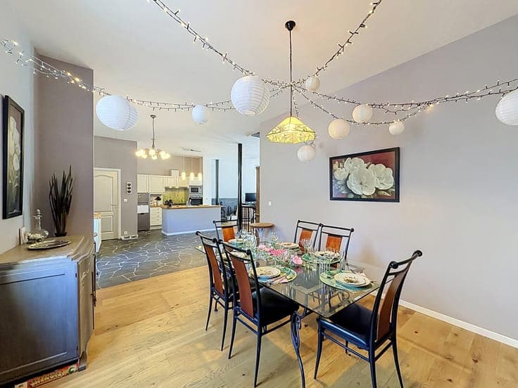 TILLY – MAGNIFICENT 7-BEDROOM HOUSE