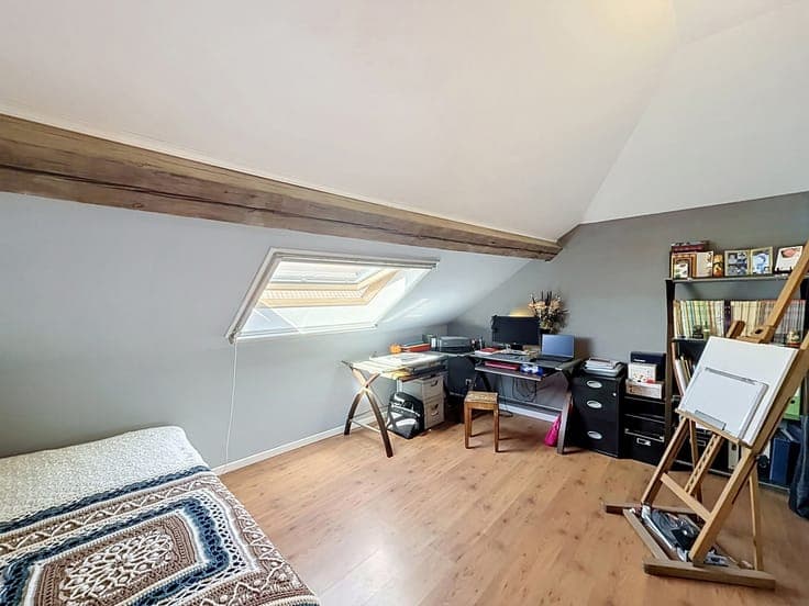 TILLY – MAGNIFICENT 7-BEDROOM HOUSE
