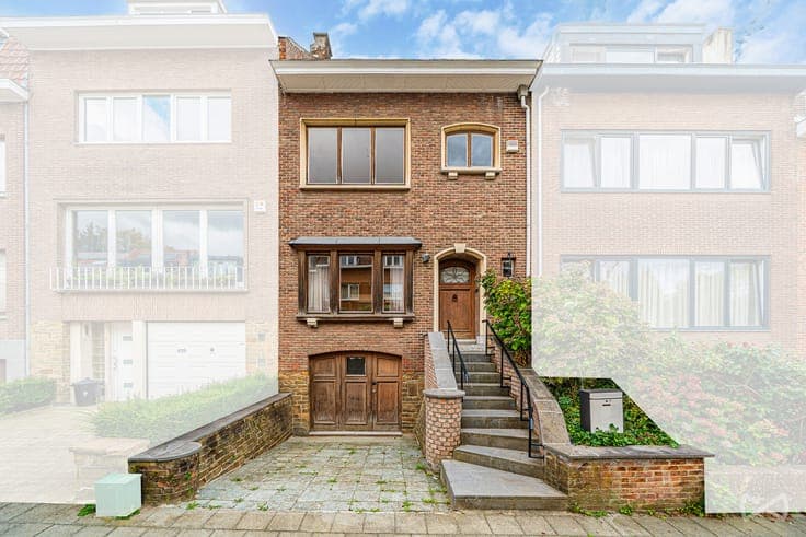 Woluwe-Saint-Pierre - House with garden and garage
