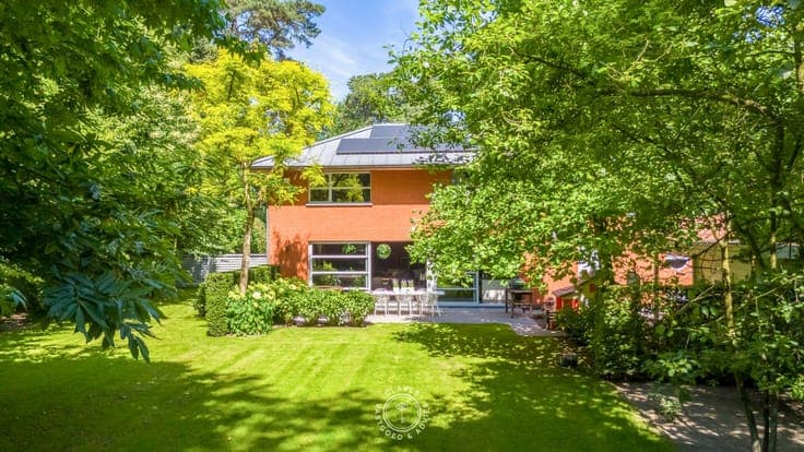 Exclusief wonen in het groen op een perceel van 1.885 m²