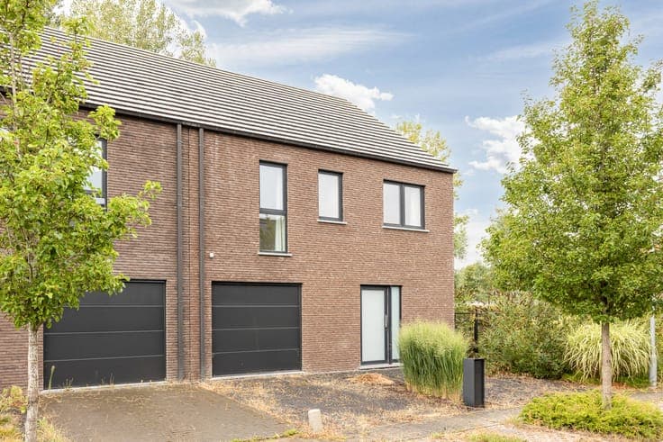 Instapklare woning met 4 slaapkamers en prachtig groenzicht