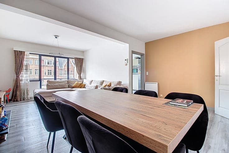 DUPLEX 3 BEDROOMS + OFFICE WITH GARDEN