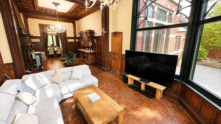 Sale - House Gosselies - 689,000 €