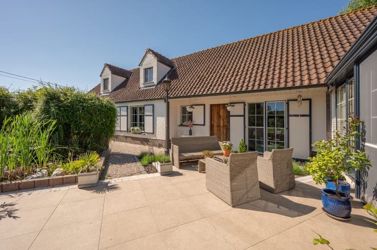 A hidden gem between Damme, Knokke and Sluis – exclusive ...