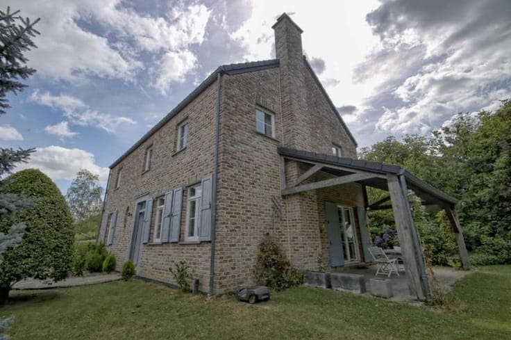 House in Faulx-les-Tombes