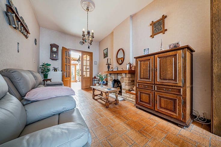Maison 3 chambres avec terrasse, grenier aménageable et cave