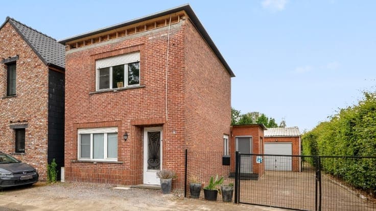 Woning van 130m² met ruim bijgebouw op 5a40ca